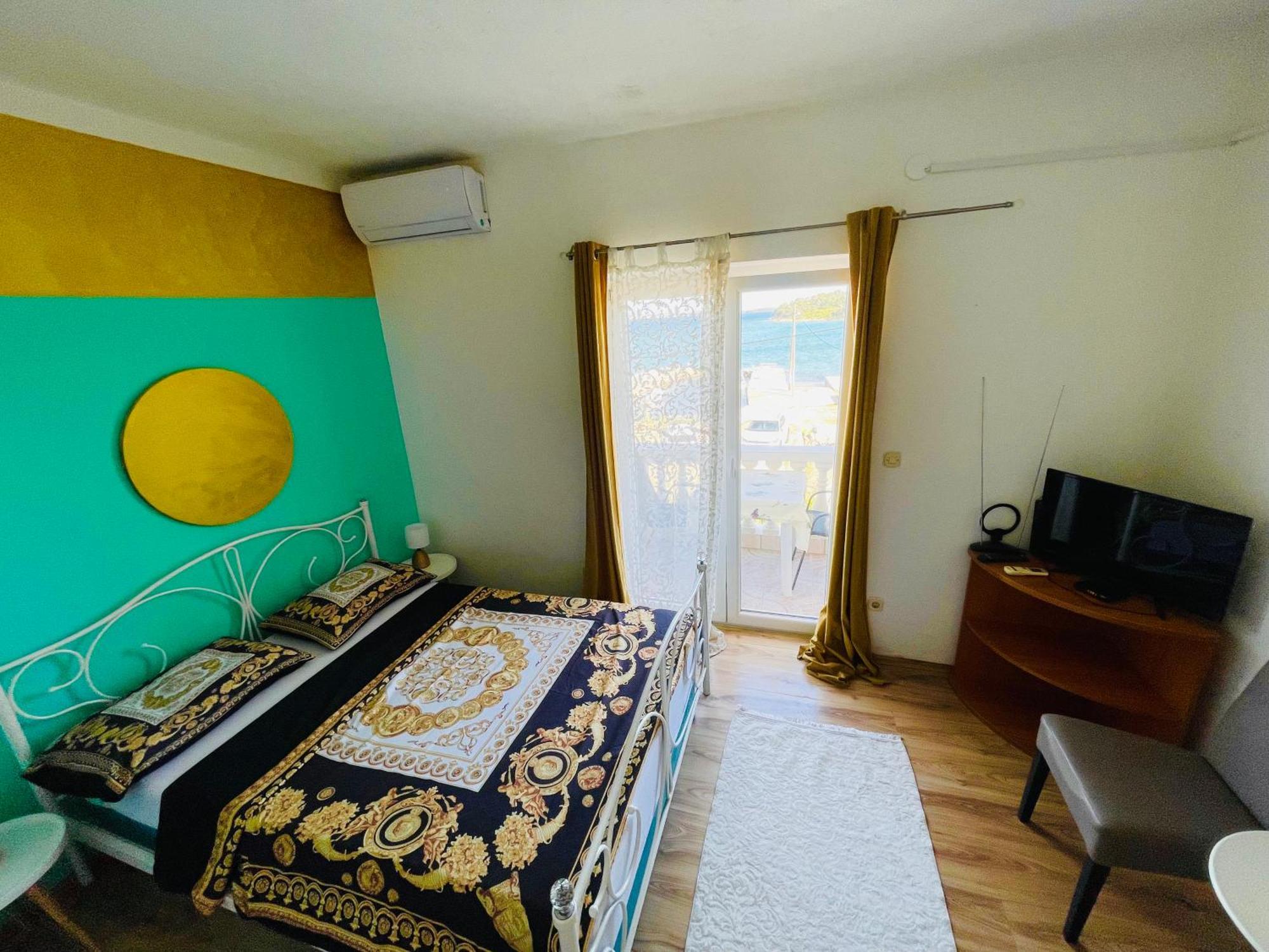 Apartments Esperanza Pašman Eksteriør bilde
